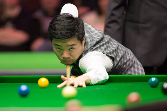 显然对年轻 显然对年轻